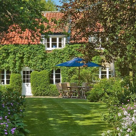 Hungate Garden Cottage Пикъринг Екстериор снимка